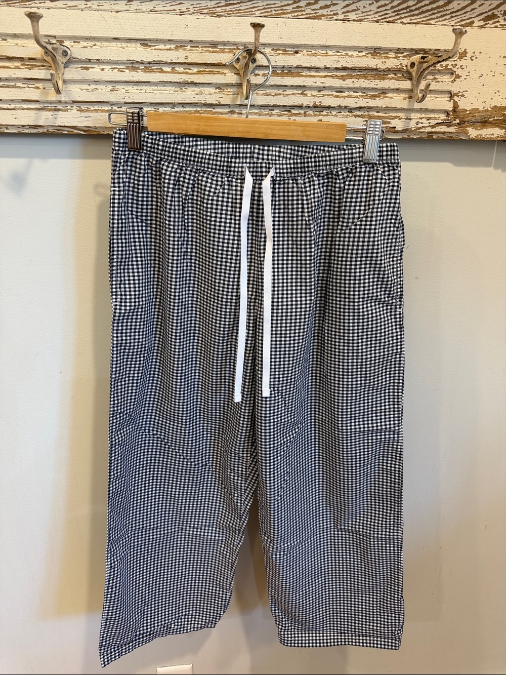 The Cat’s Pajamas Pants Size Small. Blue and white gingham
